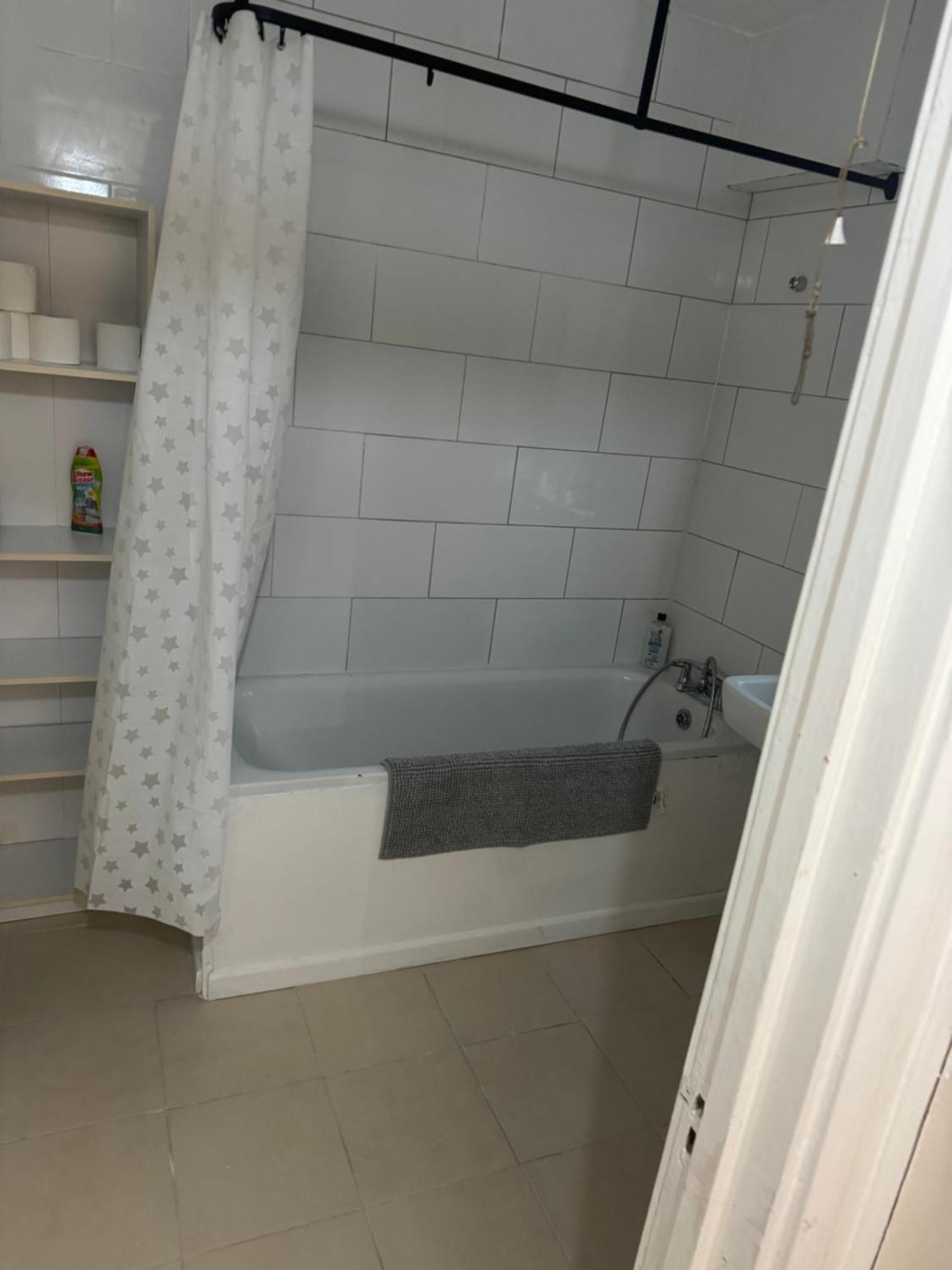 One Bedroom Apartment In Tower Bridge Road London Exterior photo